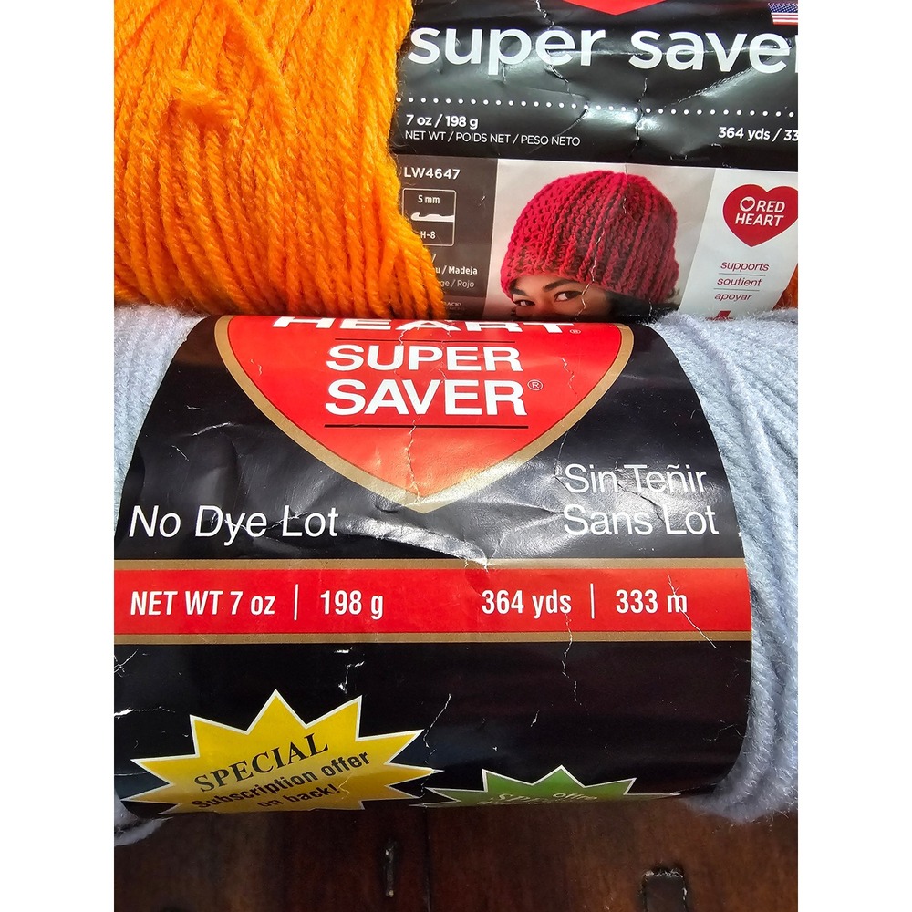 Red Heart Super Saver Yarn Lot 5 Skeins Worsted Orchid Green Pumpkin Grey E300 - Picture 3 of 7
